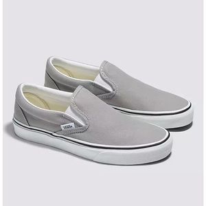 Vans classic slip on shoes in light gray. Women’s 11 / Men’s 9